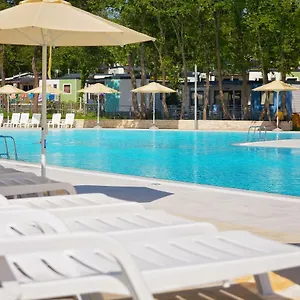  Campingplatz Caravans Bijela Uvala